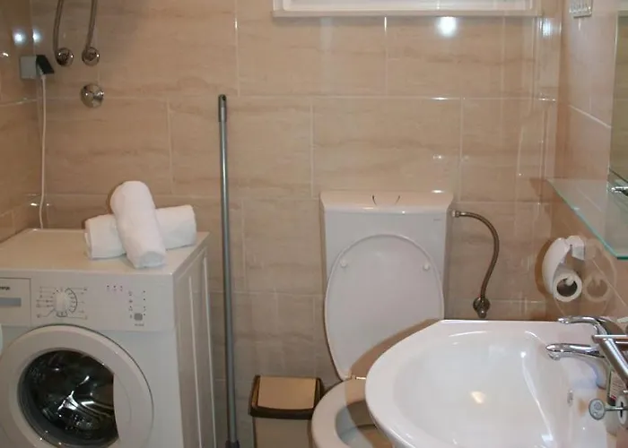 アパート Apartments Central